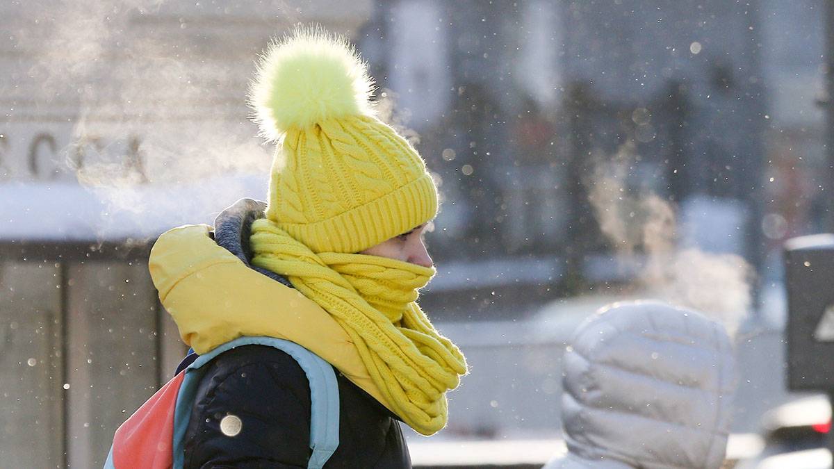 «Оранжевый» уровень опасности из-за аномального мороза продлили в Москве
