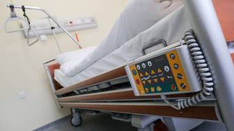 Названа причина смерти художника Эрика Булатова