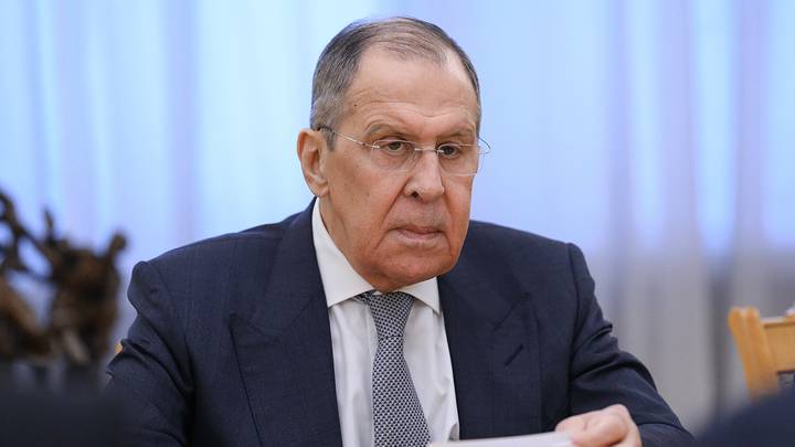 Лавров обсудил с главой МККК ситуацию с военнопленными на Украине