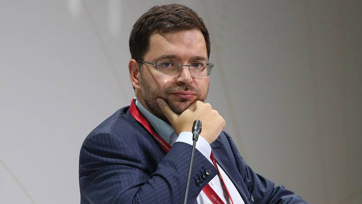Генеральный директор компании VK Борис Добродеев решил покинуть свой пост