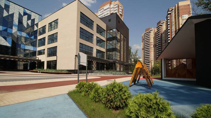 Школа № 158 (Левобережный р-н)