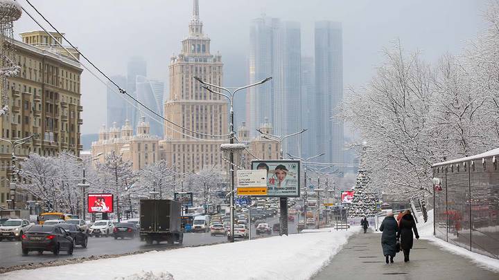 Роддом Грауэрмана и кинотеатр «Художественный»: москвичам провели экскурсию по району Арбат