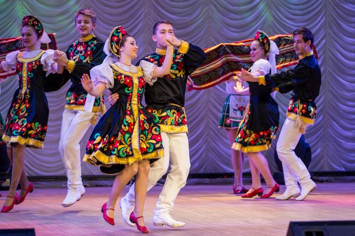 Сорок лет одного дома