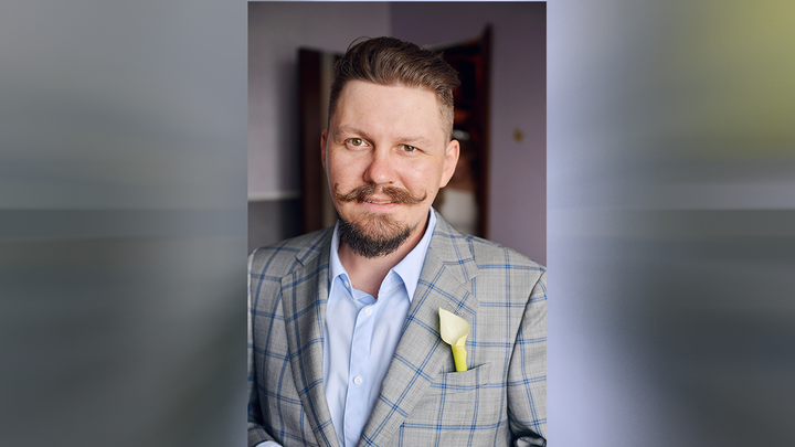 «Я подарил Витории розовый брют»: переводчик — о работе с бывшим тренером «Спартака»