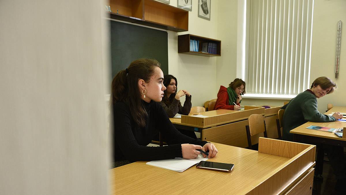 Директор школы № 22 Екатеринбурга заявил об отсутствии дефицита учителей