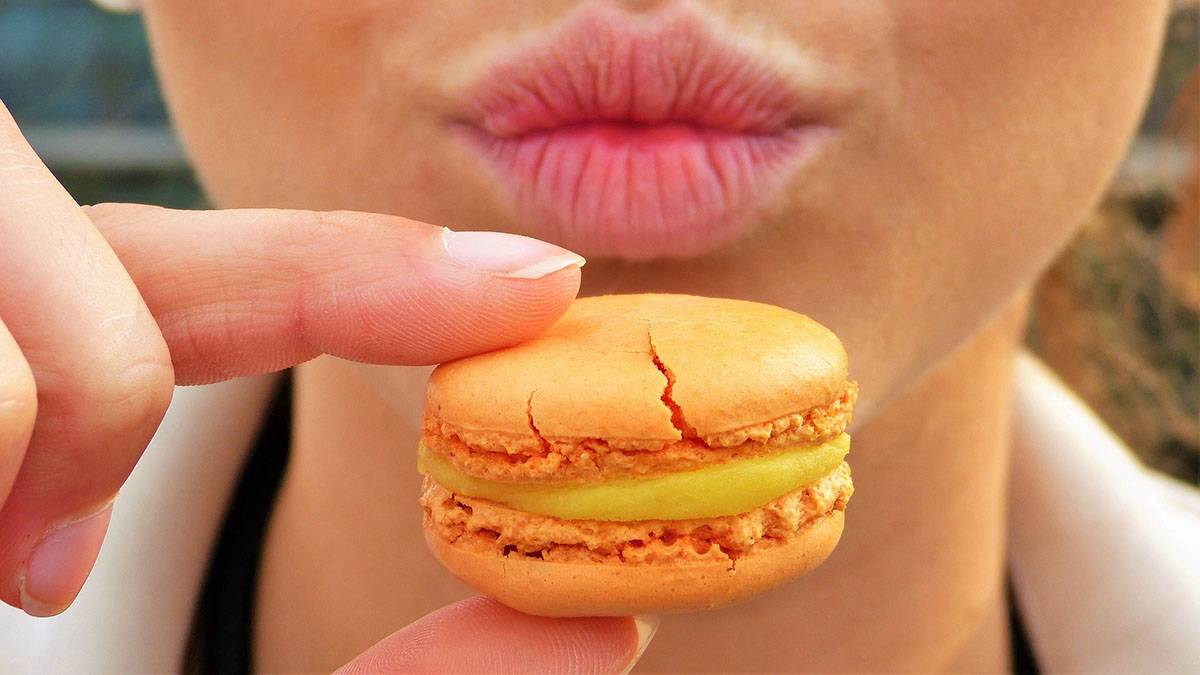 Гастроэнтеролог Кашух объяснила, как избавиться от привычки «срываться» на сладкое