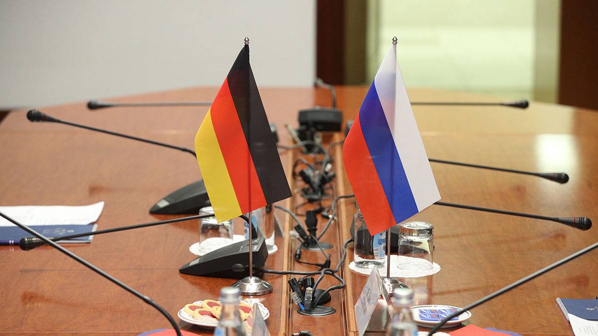 МИД Германии объяснил высылку российских дипломатов сокращением присутствия спецслужб РФ