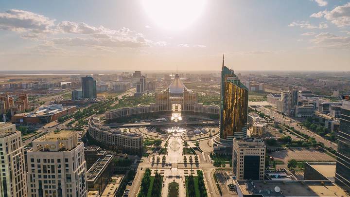 «Есть определенная сложность»: политолог Светов рассказал об отношении к русским в Казахстане