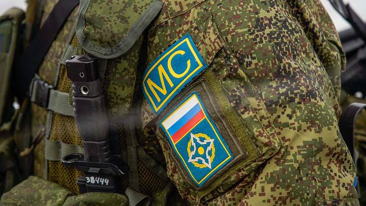 В ГД не исключили ввода миротворцев ОДКБ на подконтрольные РФ территории Украины