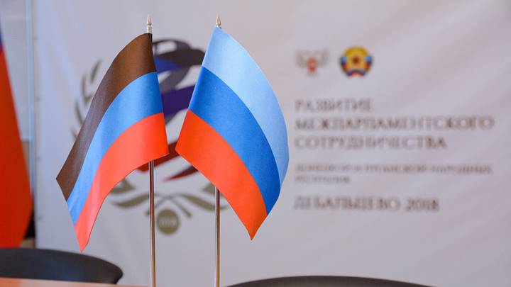 Водительские удостоверения граждан ЛДНР заменят на российские без экзаменов