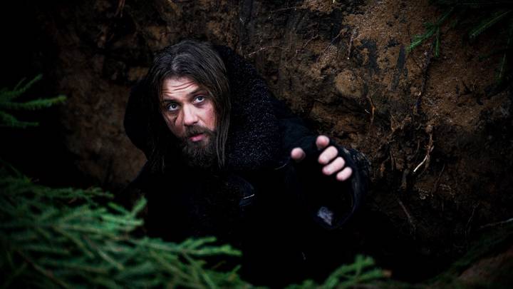 «Ради денег работать стыдно»: актер Роман Маякин — о ценностях, игре в любовь и расставаниях