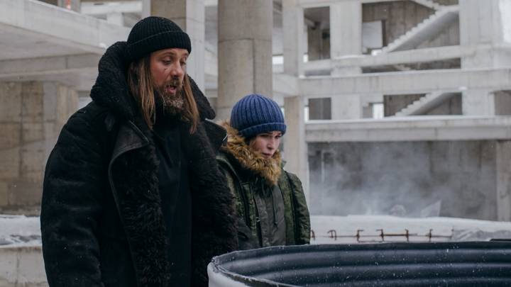 «Ради денег работать стыдно»: актер Роман Маякин — о ценностях, игре в любовь и расставаниях