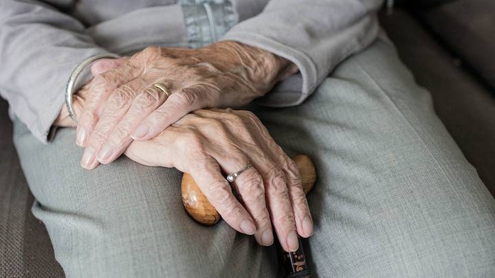 Врач рассказала о трех видах опасных заболеваний, развивающихся после 60 лет
