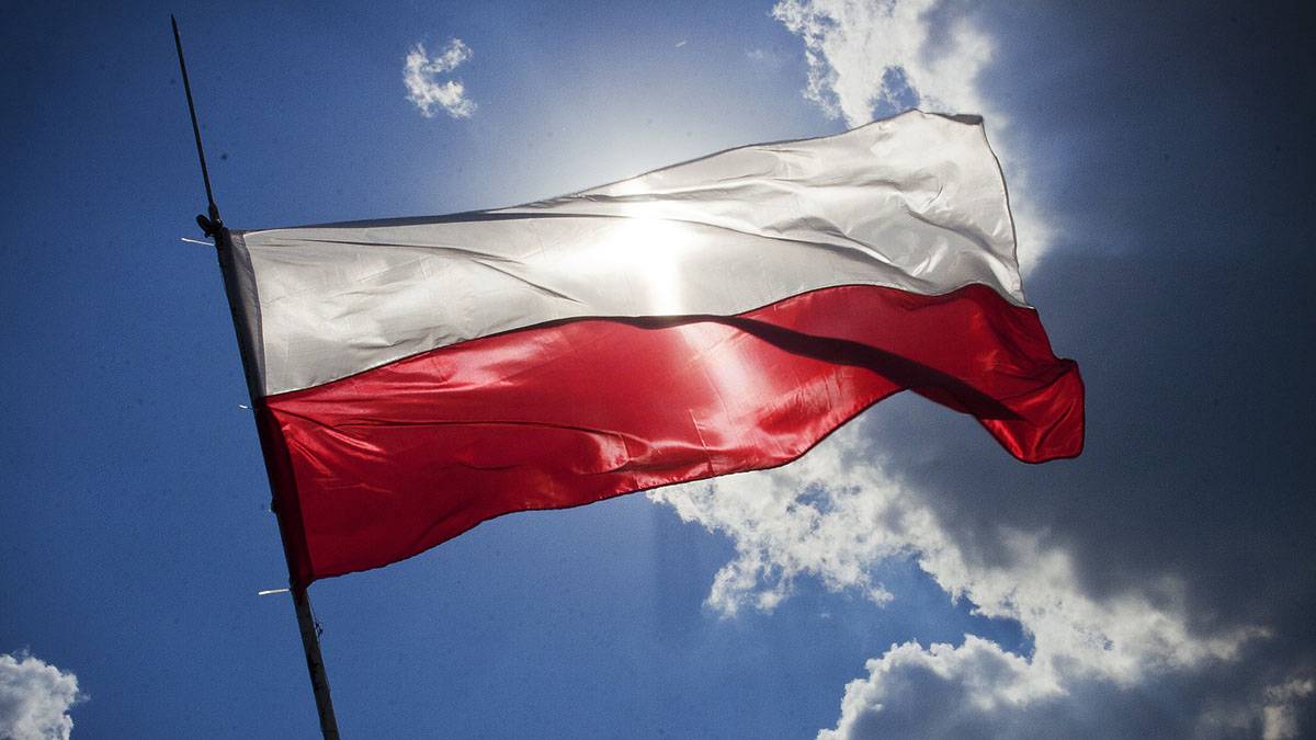 В Польше назвали сроки начала строительства забора на границе с Россией