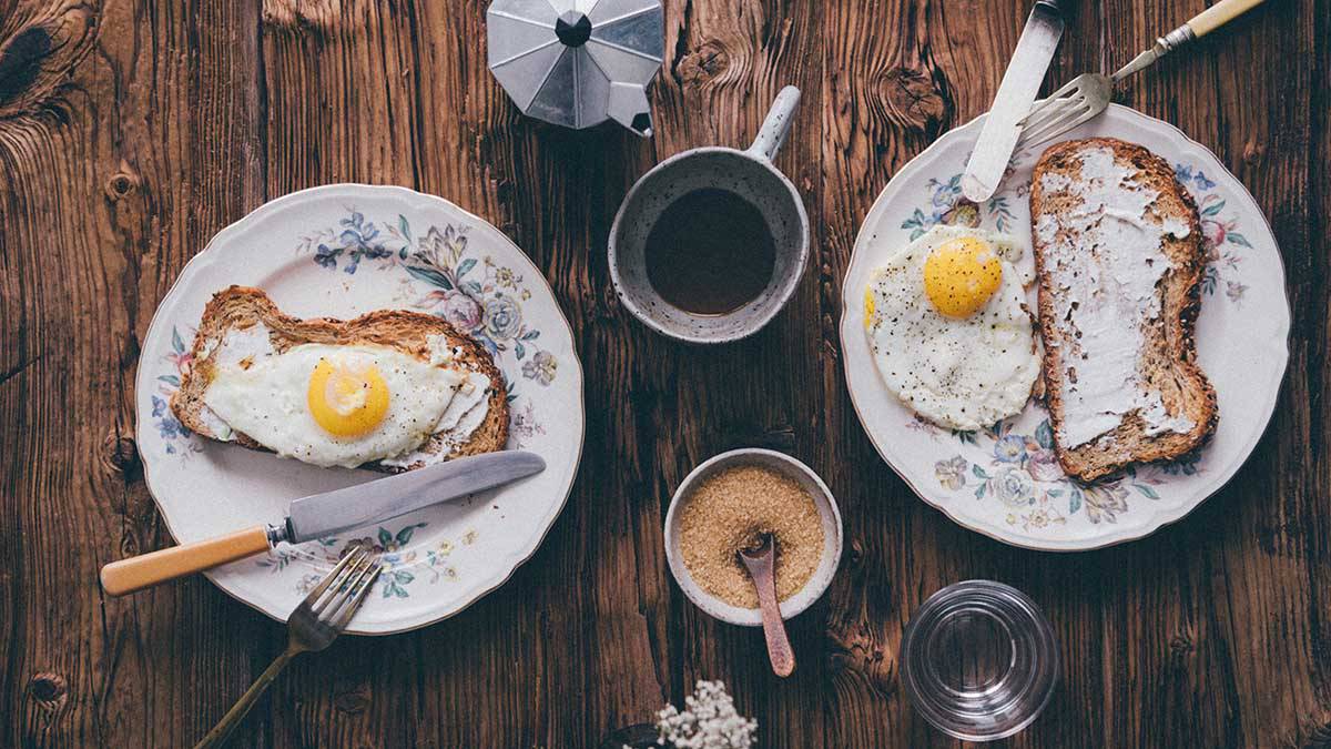 Гастроэнтеролог Дианова назвала худший для здоровья завтрак