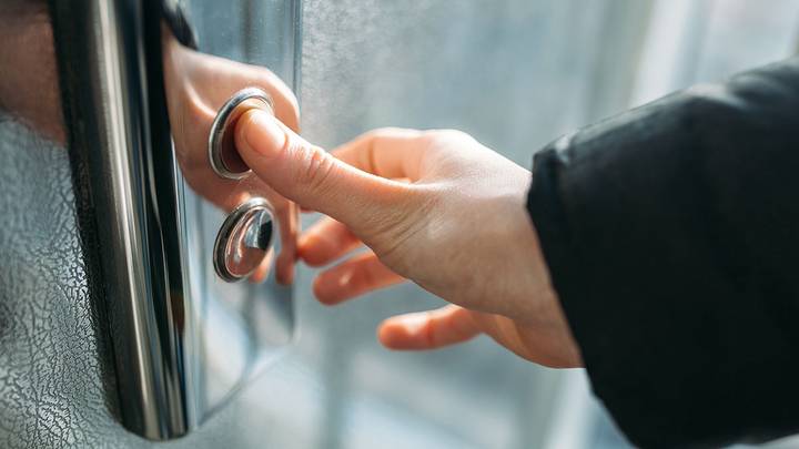 Упавший в ТЦ на Дмитровском шоссе лифт не предназначался для людей