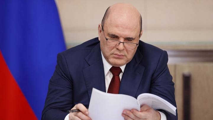 Мишустин разрешил РЖД продать долю в футбольном клубе «Локомотив»
