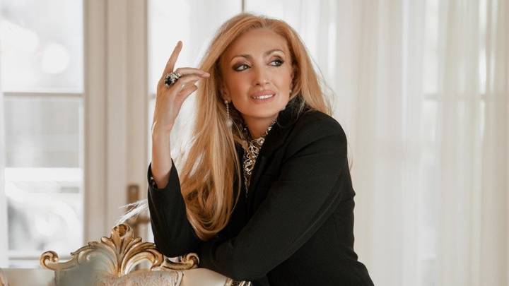 Пластический хирург рассказала, помогают ли тейпы избавиться от морщин