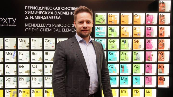 Исполняющий обязанности ректора РХТУ Илья Воротынцев: В химии много магии