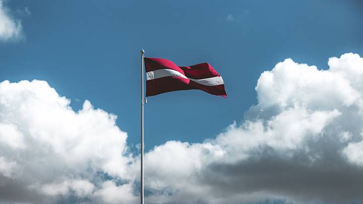 Латвия запретила въезд россиянам с шенгенскими визами с 19 сентября