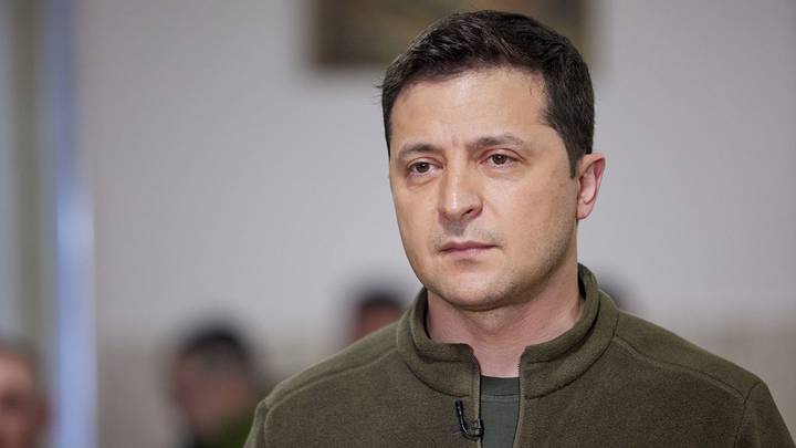 «Дух был крепче»: Зеленский пожаловался на «отдыхающих» в тылу украинцев