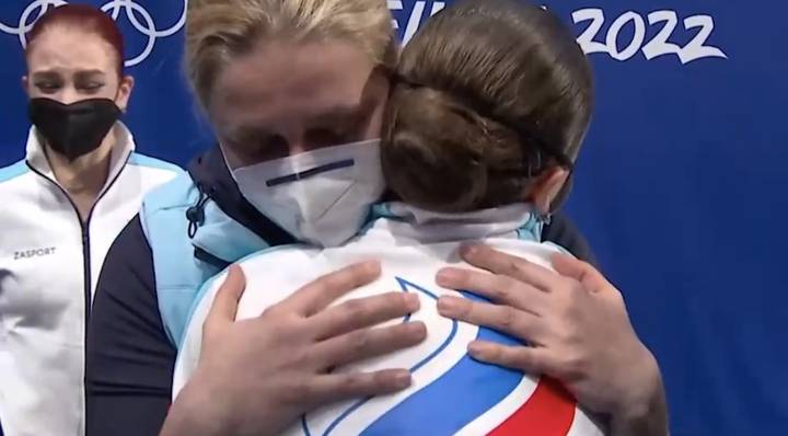 «Ненавижу этот спорт»: Трусова и Валиева расплакались после выступления на Олимпиаде