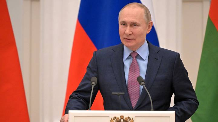 Путин поддержал идею присвоить спасшему товарищей лейтенанту Цыдыпову звание Героя России