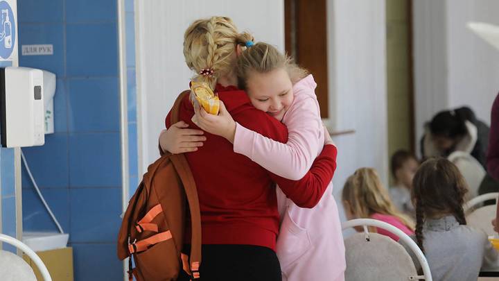 Зацепиться «зубами, когтями и хвостом»