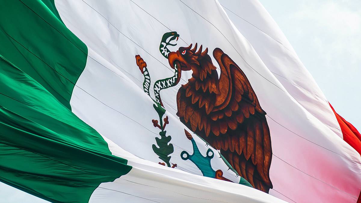 Мексика объявила о приостановке дипотношений с Эквадором после штурма посольства