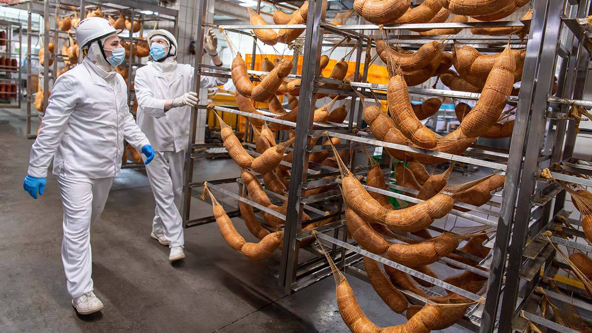 Производитель мясных продуктов в Москве увеличил выработку на 10 процентов благодаря участию в нацпроекте