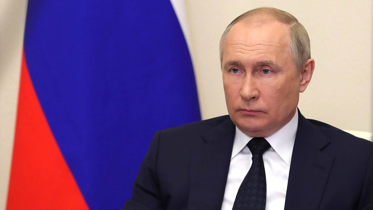 Путин назвал попытки «отменить Россию» тщетными и бесперспективными