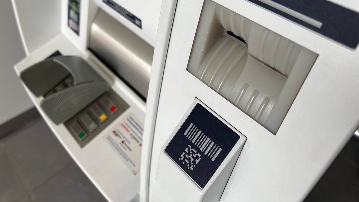 СМИ: Неизвестные похитили банкомат в подмосковной Истре