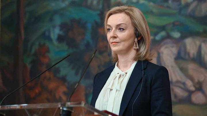 Британские консерваторы заявили о неизбежности смещения Лиз Трасс с поста премьера