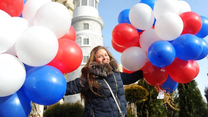 Бушует Крымская весна