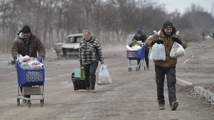 Дмитрий Лиханов: Людям остро нужны еда и вода