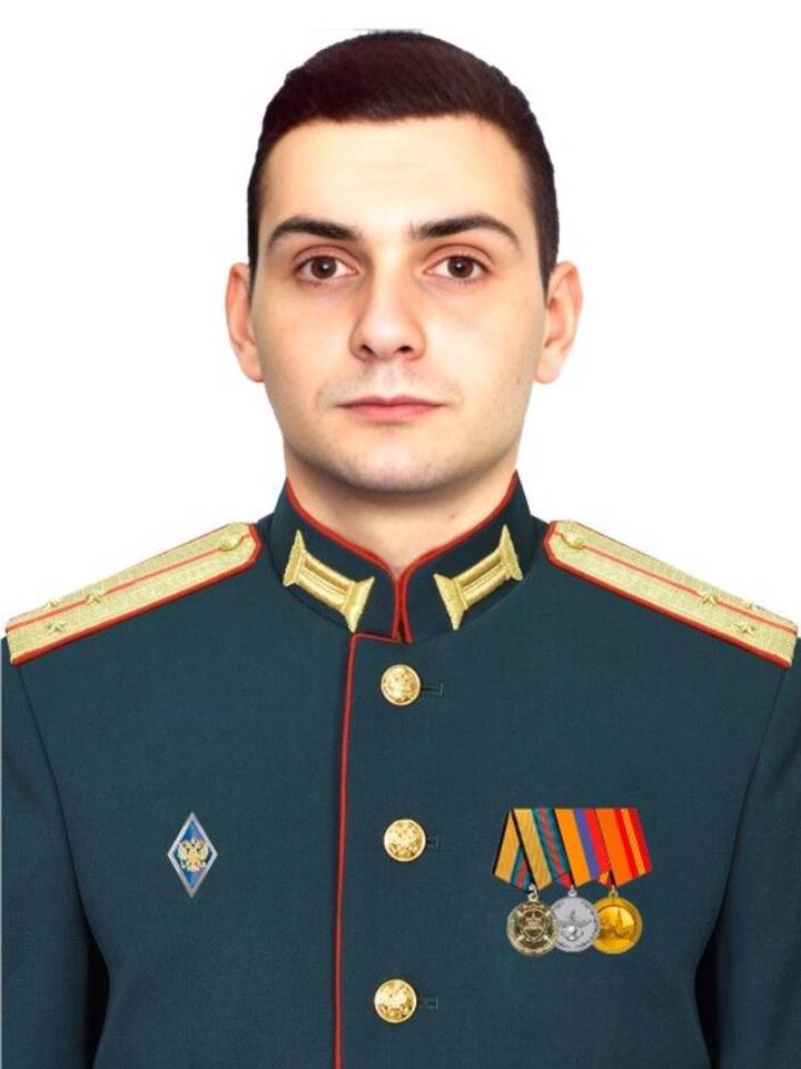 Старший лейтенант Сергей Овчаренко