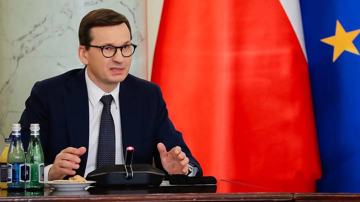 Читателей Gazeta.pl возмутила реакция премьера Польши Моравецкого на чествование Бандеры Киевом