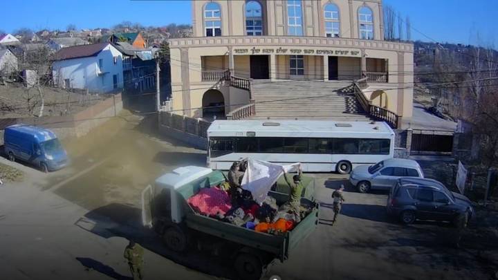 Синагогу использовали как военный склад