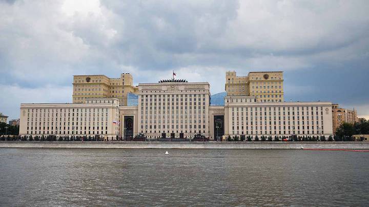 Минобороны: Российские военные уничтожили в Кривом Роге две РСЗО MLRS и 70 ракет HIMARS