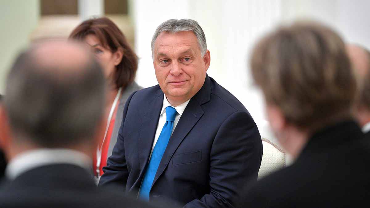Американский посол Прессман призвал Орбана отвернуться от России