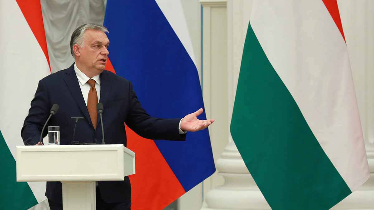 Орбан: Снятие санкций с России восстановит экономику Европы