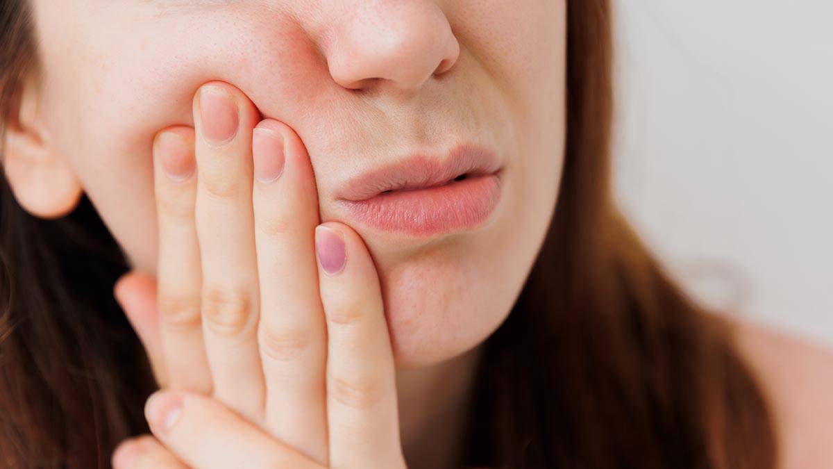 Стоматолог Дахкильгов рассказал о пяти главных причинах зубной боли