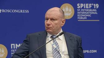 Потанин заявил, что Россия перестала быть мировой бензоколонкой