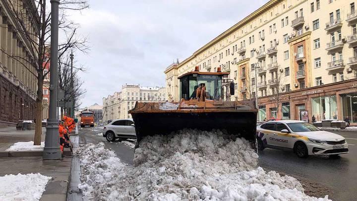 Более 50 снегосплавных пунктов подготовили в Москве к осенне-зимнему периоду