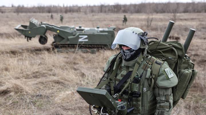 Освобожденные поля и поселки потребуется разминировать