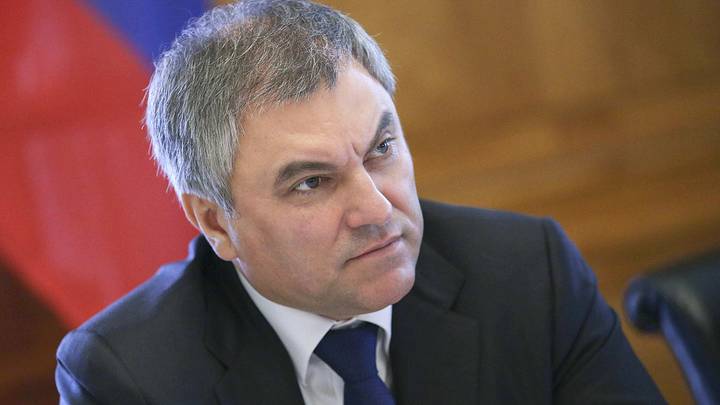 Володин объявил минуту молчания на заседании Госдумы в память о Жириновском