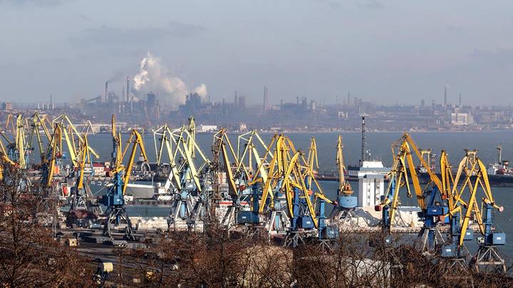 В Турции сообщили, что первое судно с зерном вышло из порта Одессы