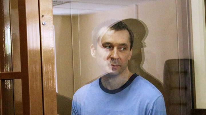 Задержание адвоката Карабанова: что известно, кто он такой и кого из знаменитостей защищал