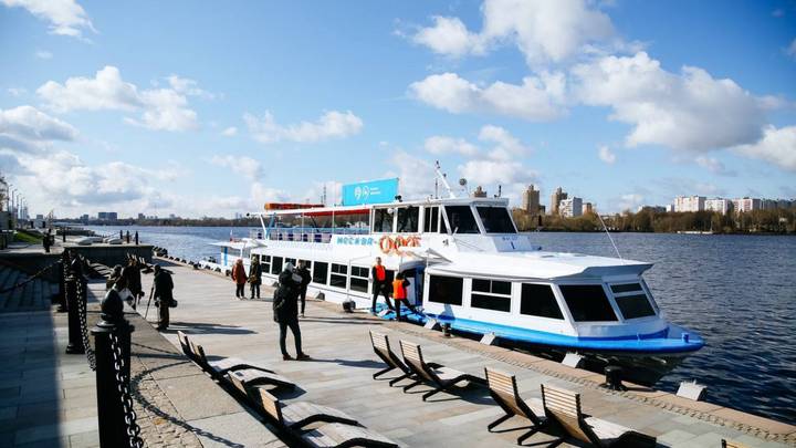 Собянин: Работу возобновил маршрут от Северного речного вокзала до причала в Захаркове