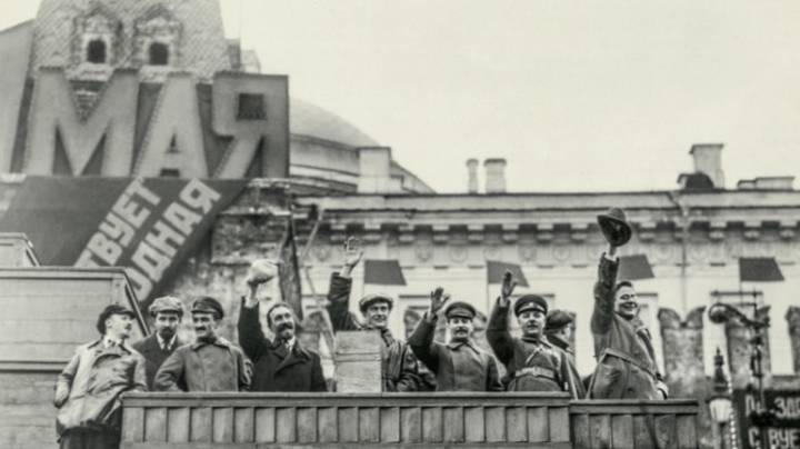 Труд, мир, май: как отмечали 1 Мая в Москве в разные годы